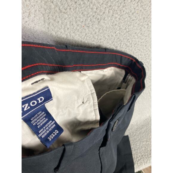 IZOD Men's Black‎ Straight Leg Pants Size 30x30 Work Dress Business Casual - Picture 3 of 9